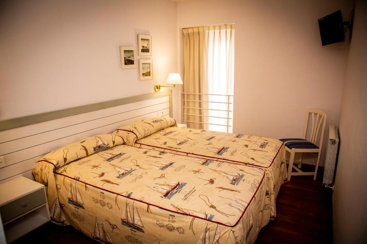 Isabel - Suarez Inclan 38 Hotel Cudillero Eksteriør billede